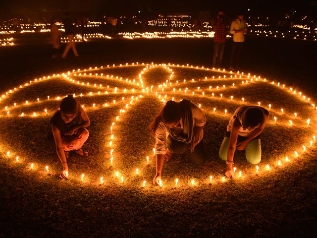Diwali 2019 When Is The Festival Of Lights And How Is It Celebrated Around The World The Independent The Independent