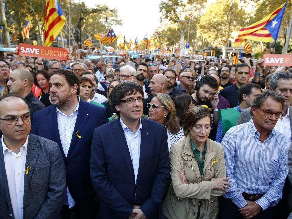 &#13;
Carles Puigdemont joined thousands at a march to protest against Spanish Prime Minister Mariano Rajoy’s speech &#13;