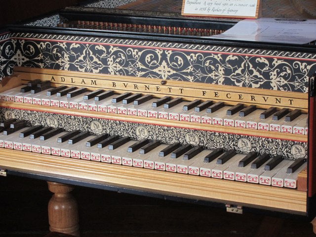 The museum specialised in keyboard instruments, with more than 100 pianos, harpsichords, clavichords and organs, many of which visitors can play