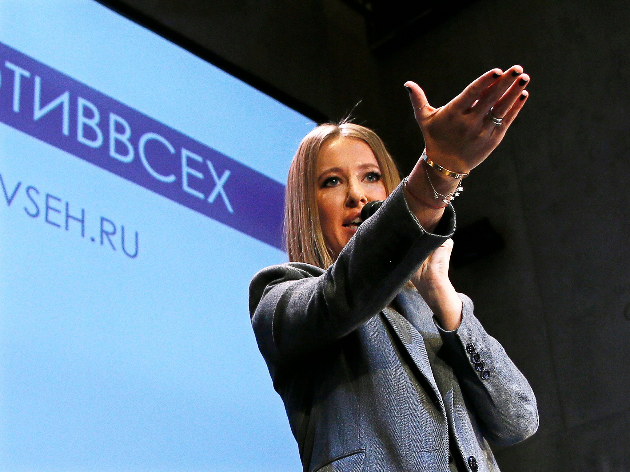 Ksenia Sobchak spoiled her own mothers career 12.03.2011 Ksenia Sobchak spoiled her own mothers career 12.03.2011