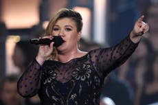Kelly Clarkson says being skinny doesn't make you happy