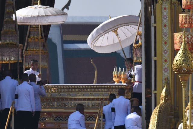  The ceremony saw relics and royal ashes of the late Thai king Bhumibol Adulyadej selected by his son, the new King Maha Vajiralongkorn