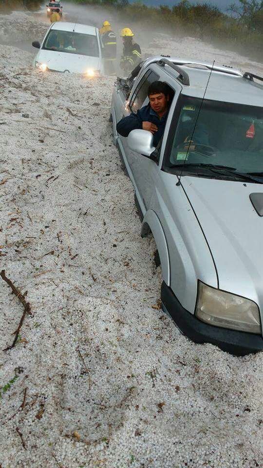 Hailstones left cars stranded in Argentina's central region
