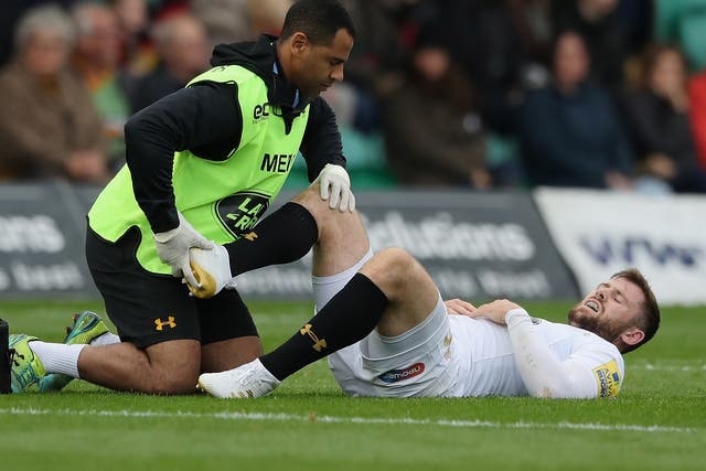 Elliot Daly suffered a knee injury and did not return for the second half