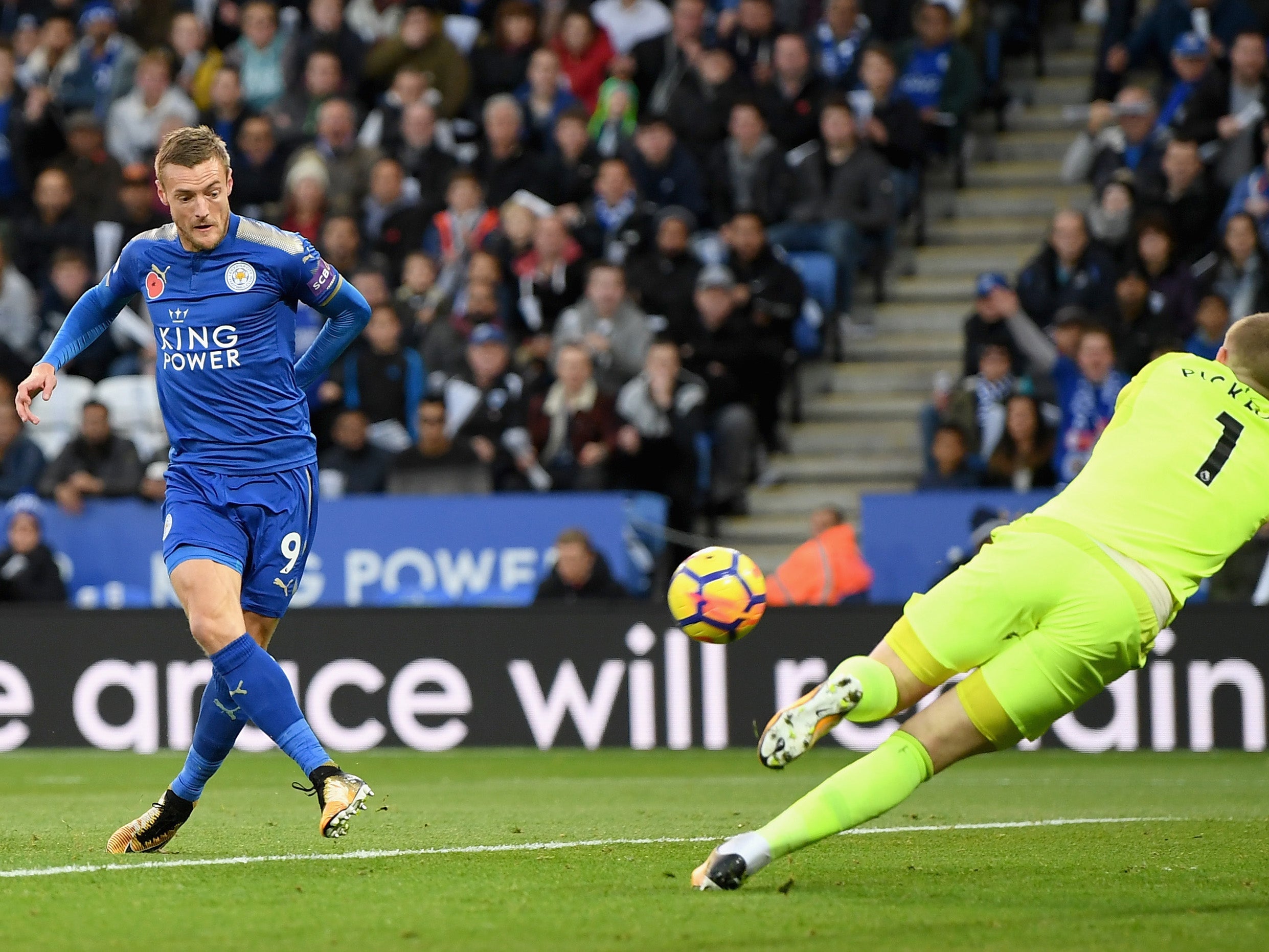 Vardy got the first goal of the Puel era