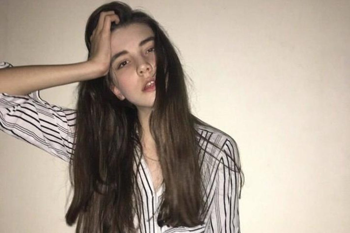 Teenage model who died after 'gruelling 12-hour fashion show' was earning  just £ a day | The Independent | The Independent