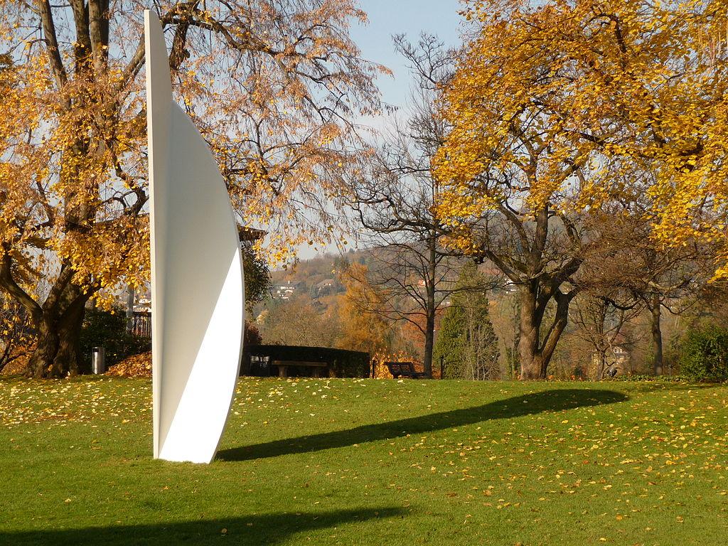 The Beyeler Foundation has modern art in a beautiful setting