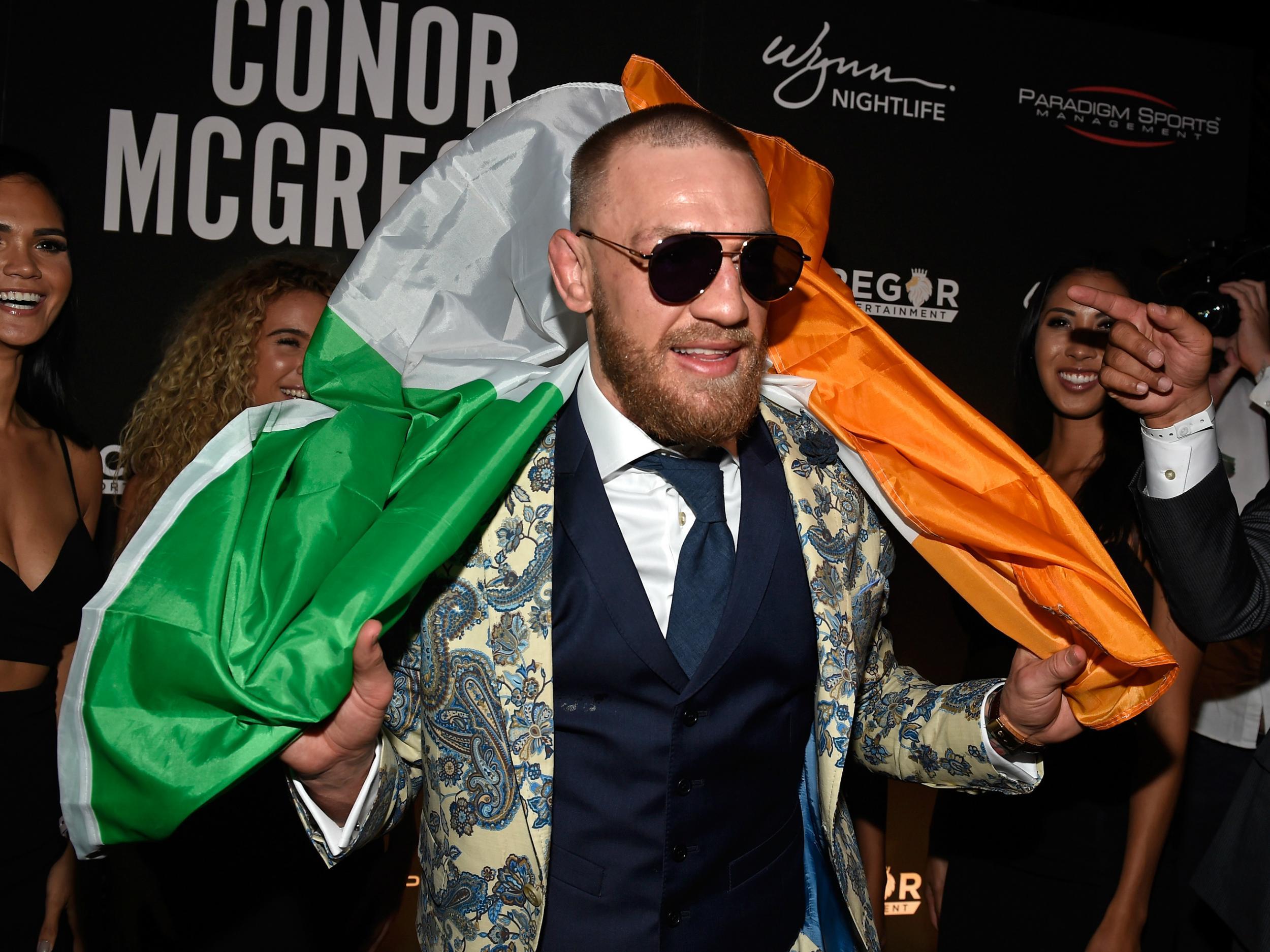Conor McGregor has apologised for using the word f****t to describe a rival UFC fighter