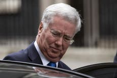 Michael Fallon accused of trying to kiss politcal reporter in 2003