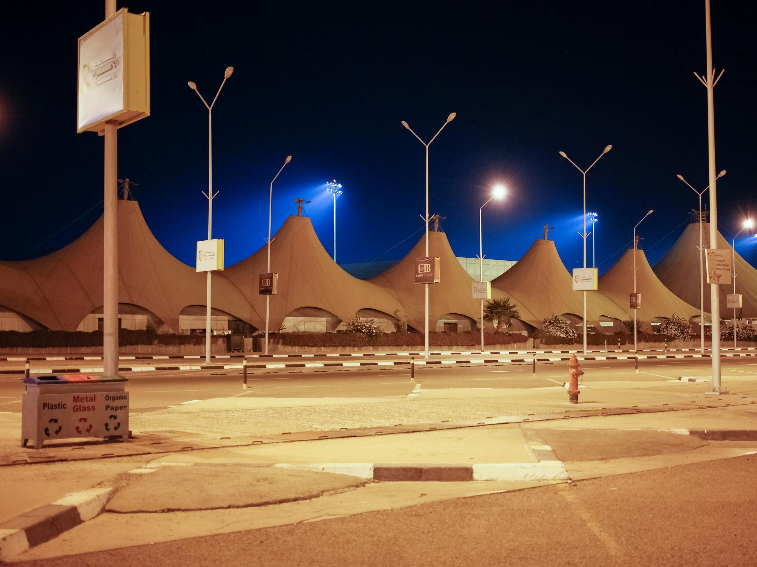 Сайт аэропорта хургады. Аэропорт Хургада Египет. Аэропорт Египта Шарм-Эль-Шейх. Международный аэропорт Шарм Эль Шейх. Новый аэропорт Хургада.