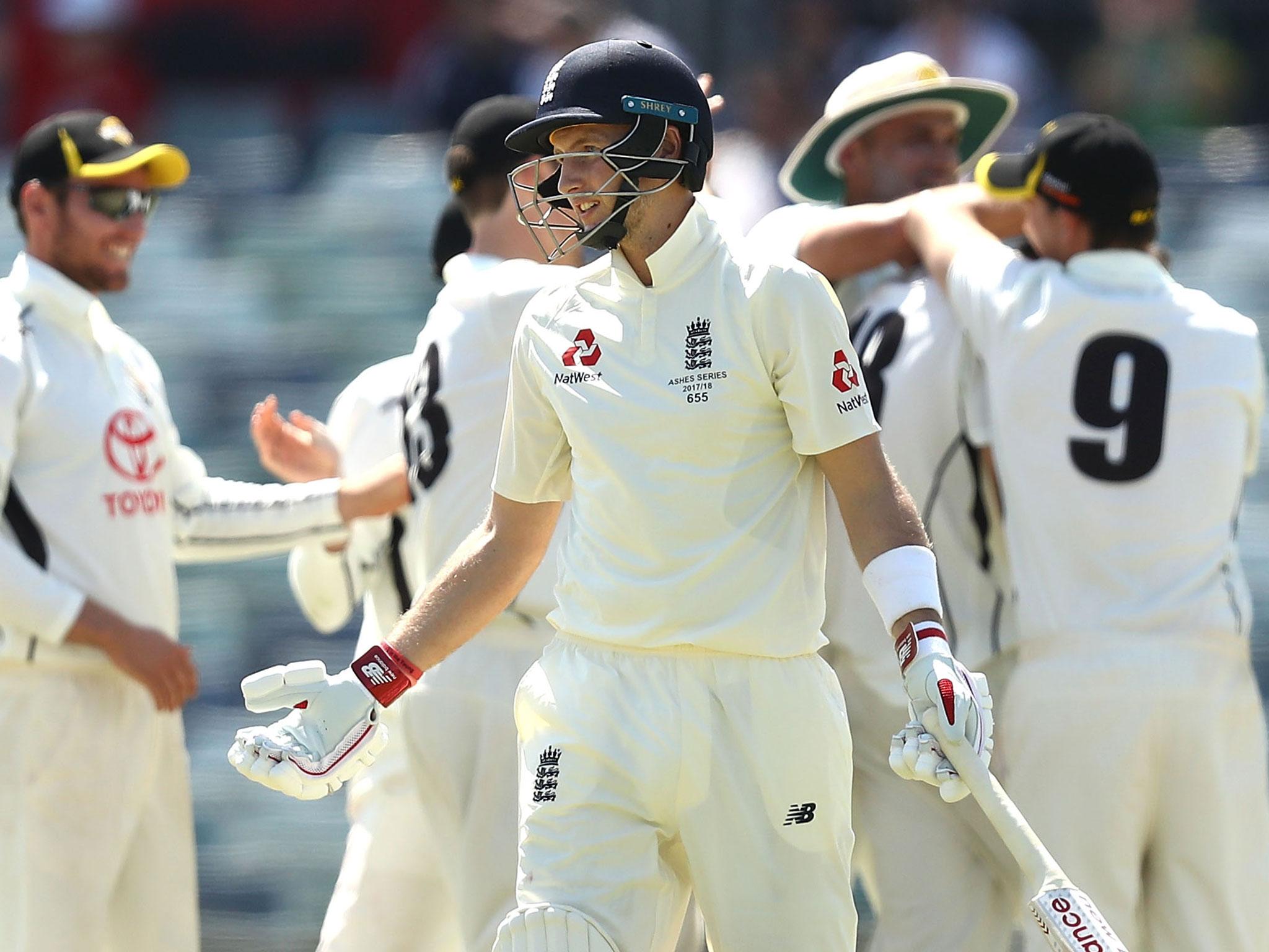 &#13;
Joe Root reacts after being dismissed by Aaron Hardie &#13;