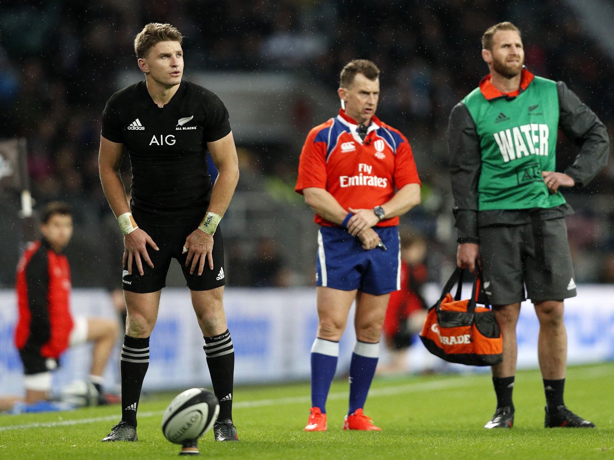 Referee Nigel Owens was enjoying his chats with rested New Zealand captain Kieran Read