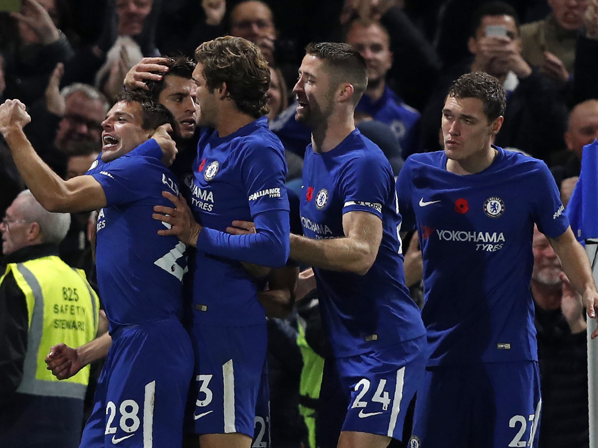 Chelsea celebrate after Alvaro Morata's winning goal against Manchester United
