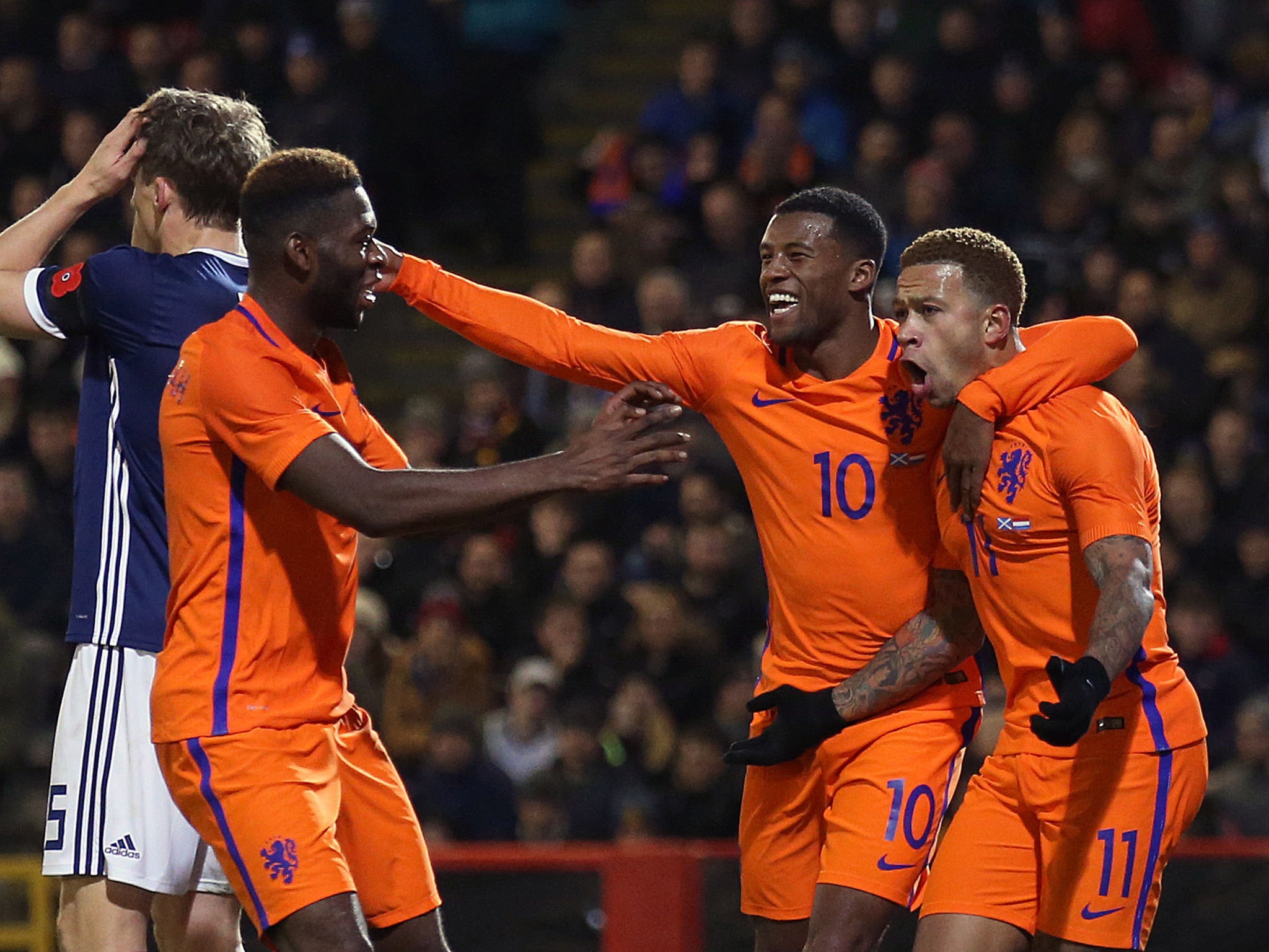 Memphis Depay scored the game's only goal in the first half