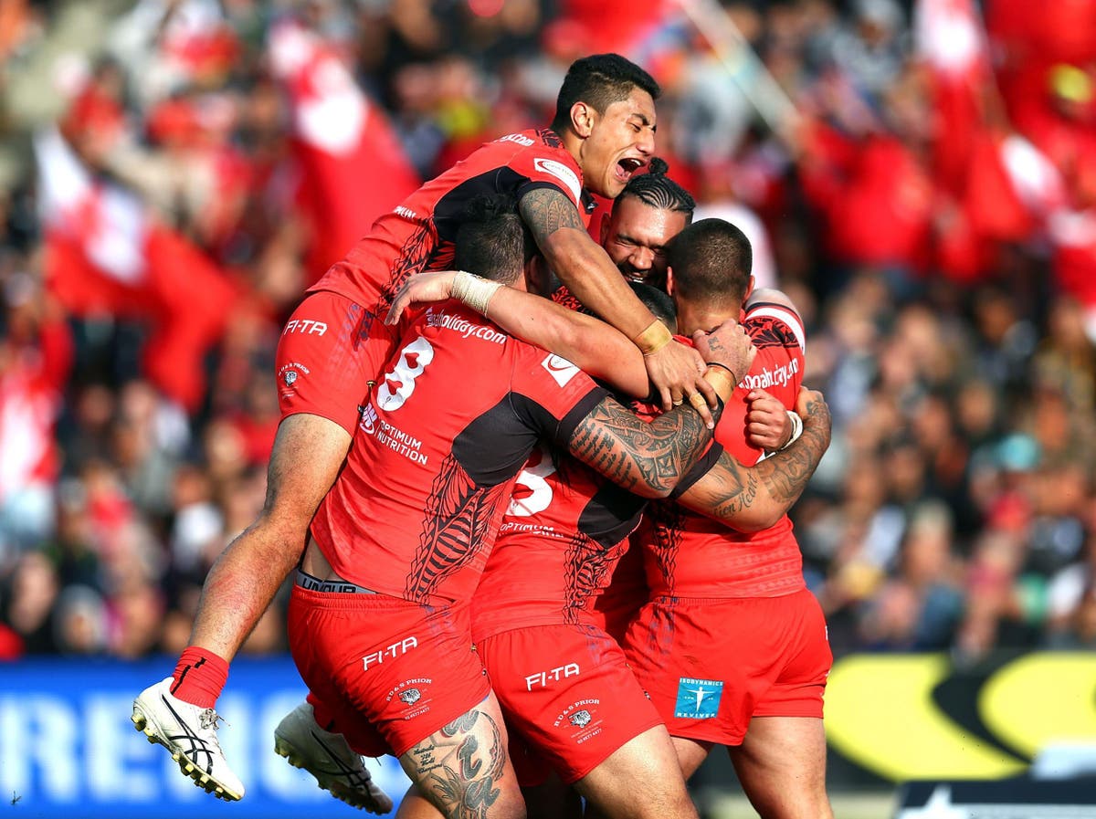 Tonga stun New Zealand with dramatic comeback to seal World Cup quarter