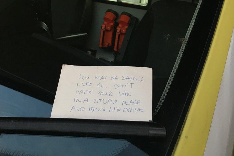 Man who left angry note for paramedics on ambulance says he is &apos;disgusted with himself&apos;