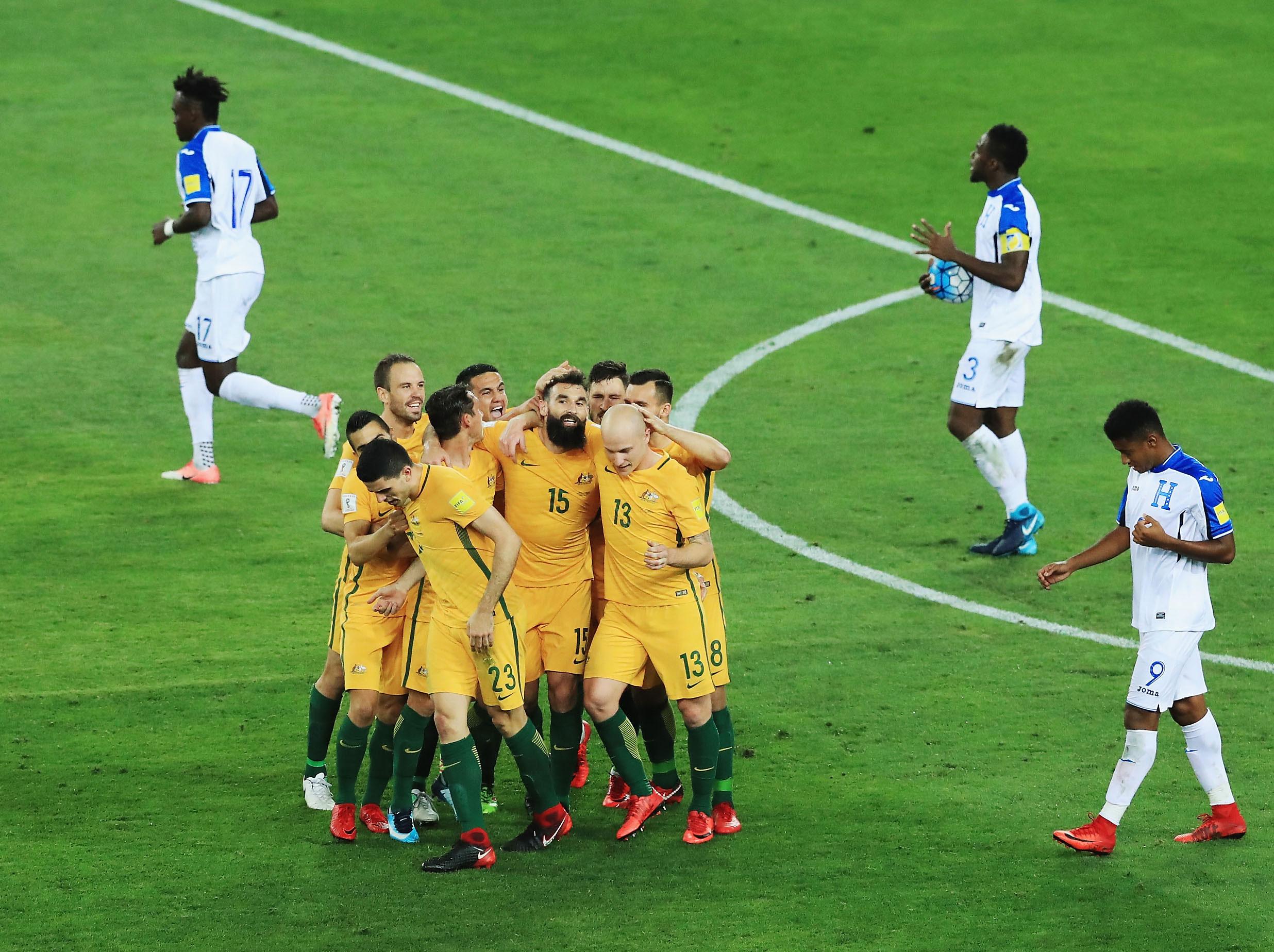2018 World Cup Australia Become 31st Team To Qualify Thanks To Mile Jedinak Hat Trick The
