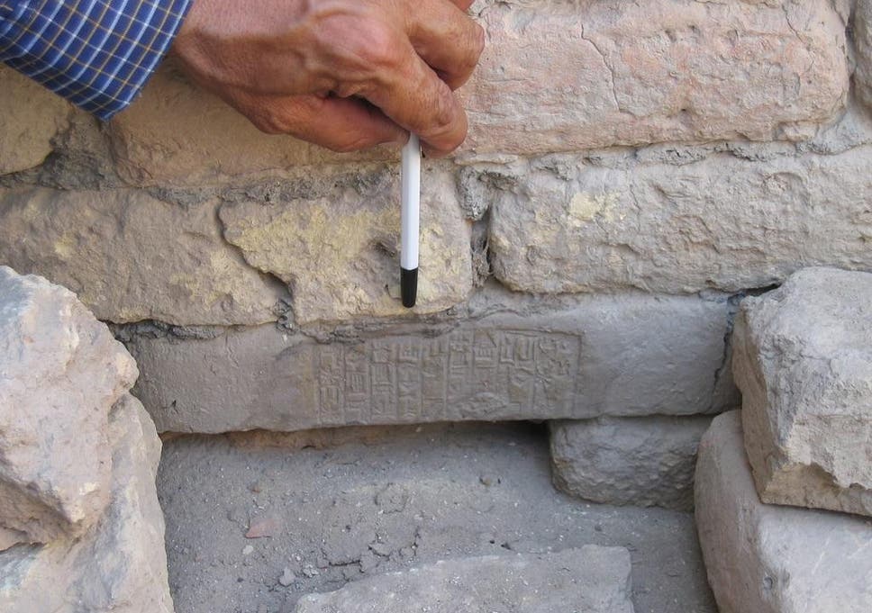 Dating cuneiform tablets