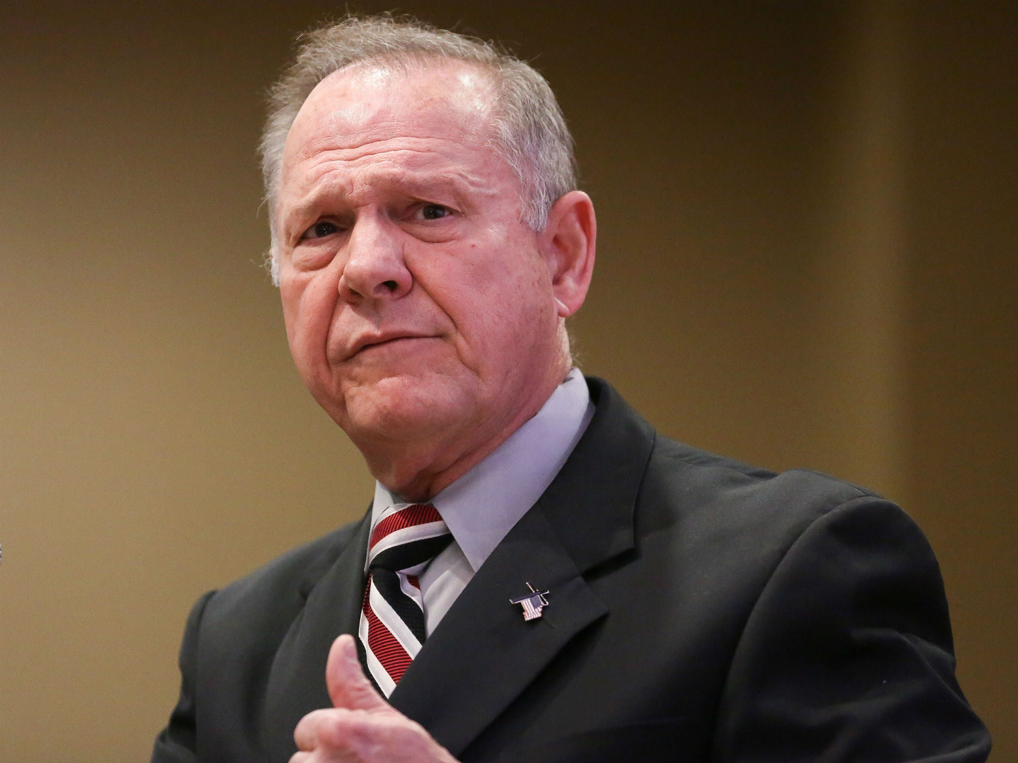 Roy Moore Faces Sixth Sexual Misconduct Allegation In A Week The Independent The Independent