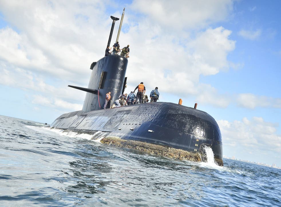 tag Viva vægt ARA San Juan: Argentina submarine hunt intensifies after noise offers clue  to location as oxygen runs out | The Independent | The Independent