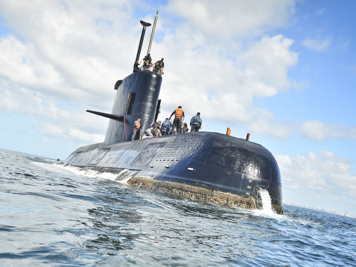 San Juan: Argentina submarine hunt intensifies after noise offers clue to location as oxygen runs out | The Independent The Independent