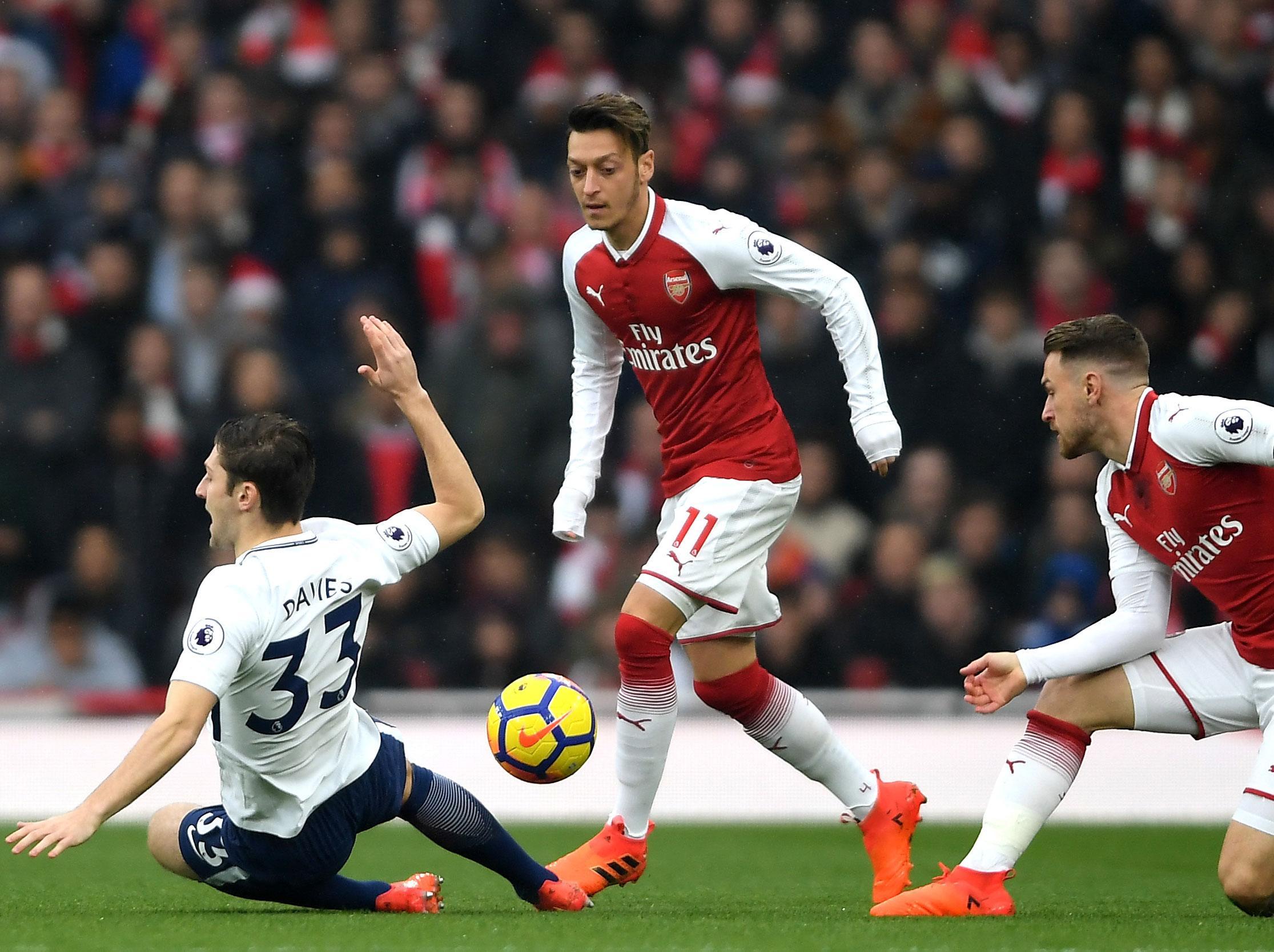 Ozil and Sanchez both played brilliantly as Arsenal dominated Spurs