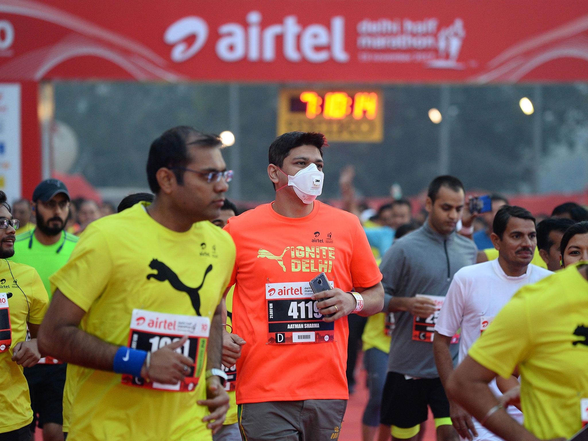 &#13;
Some runners chose not to wear face masks &#13;