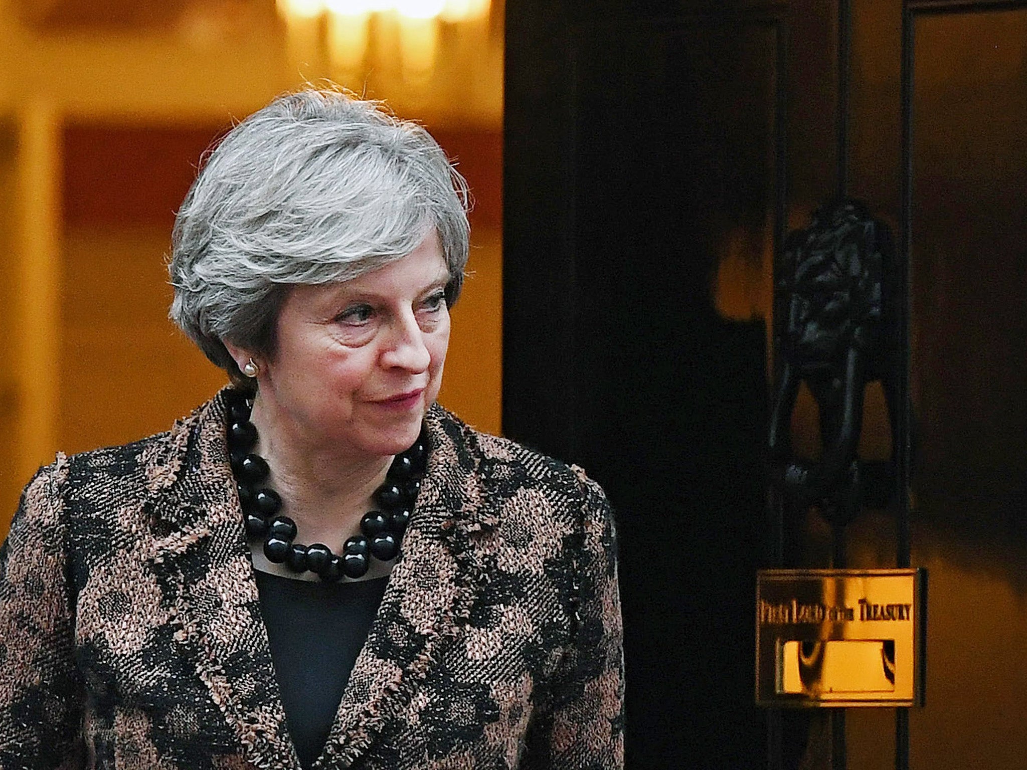 Theresa May faces fresh pressure over the Irish border issue