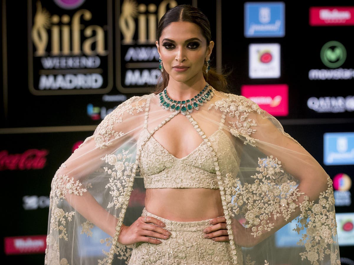 Deepika Heroine Xxx - Indian politician offers $1.5m bounty for beheading of top Bollywood star  Deepika Paukone | The Independent | The Independent