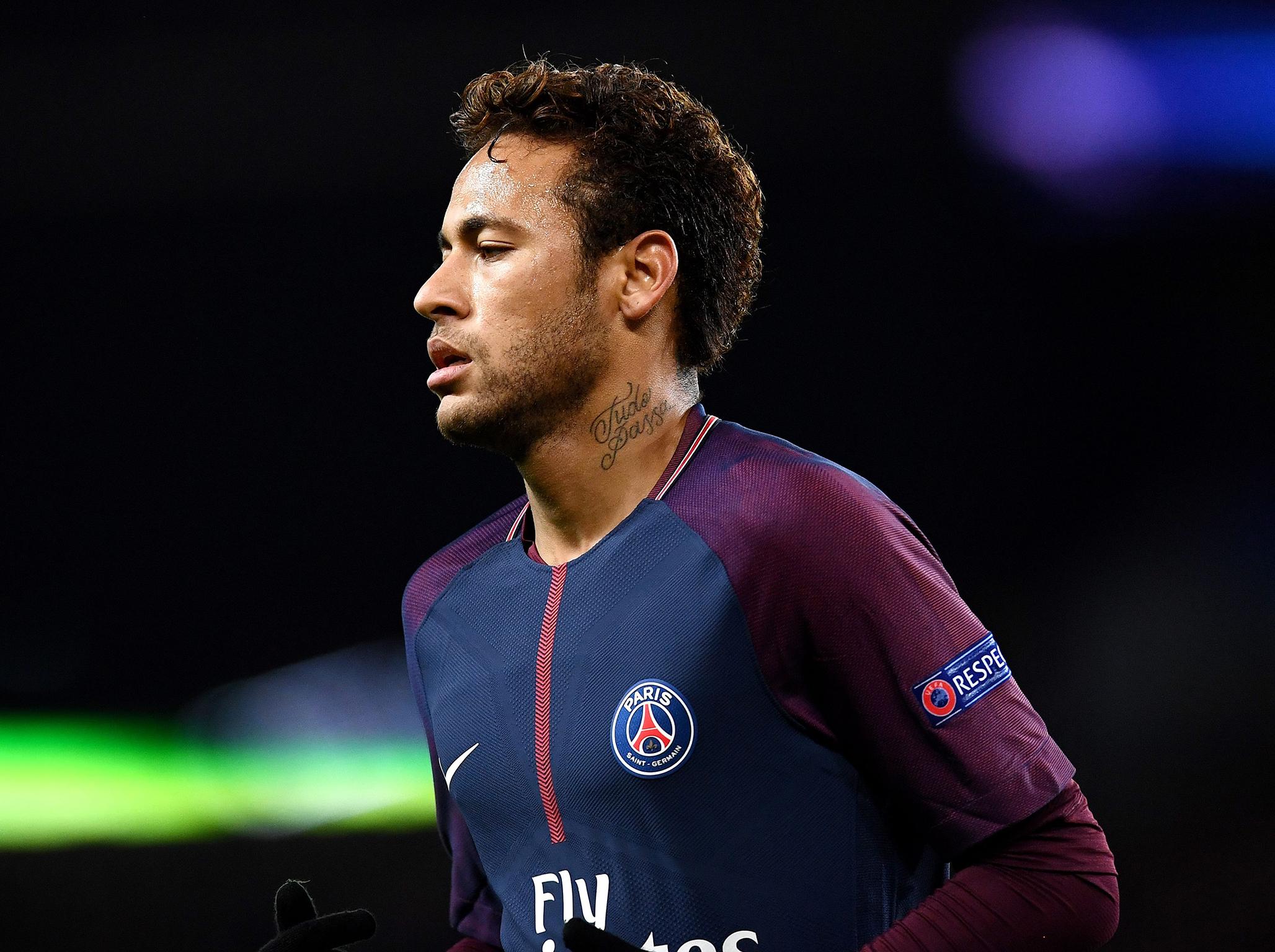 Neymar's future casts a shadow over the round of 16 glamour tie