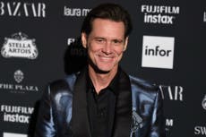 Jim Carrey unveils painting of Donald Trump as Wicked Witch of West