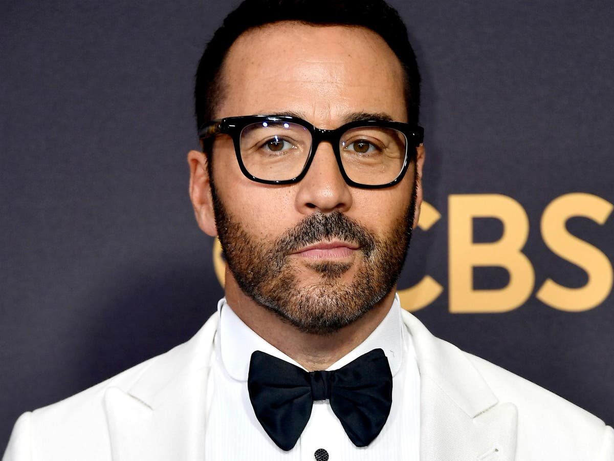 Jeremy Piven accused of sexually assaulting extra on set of HBO series ...