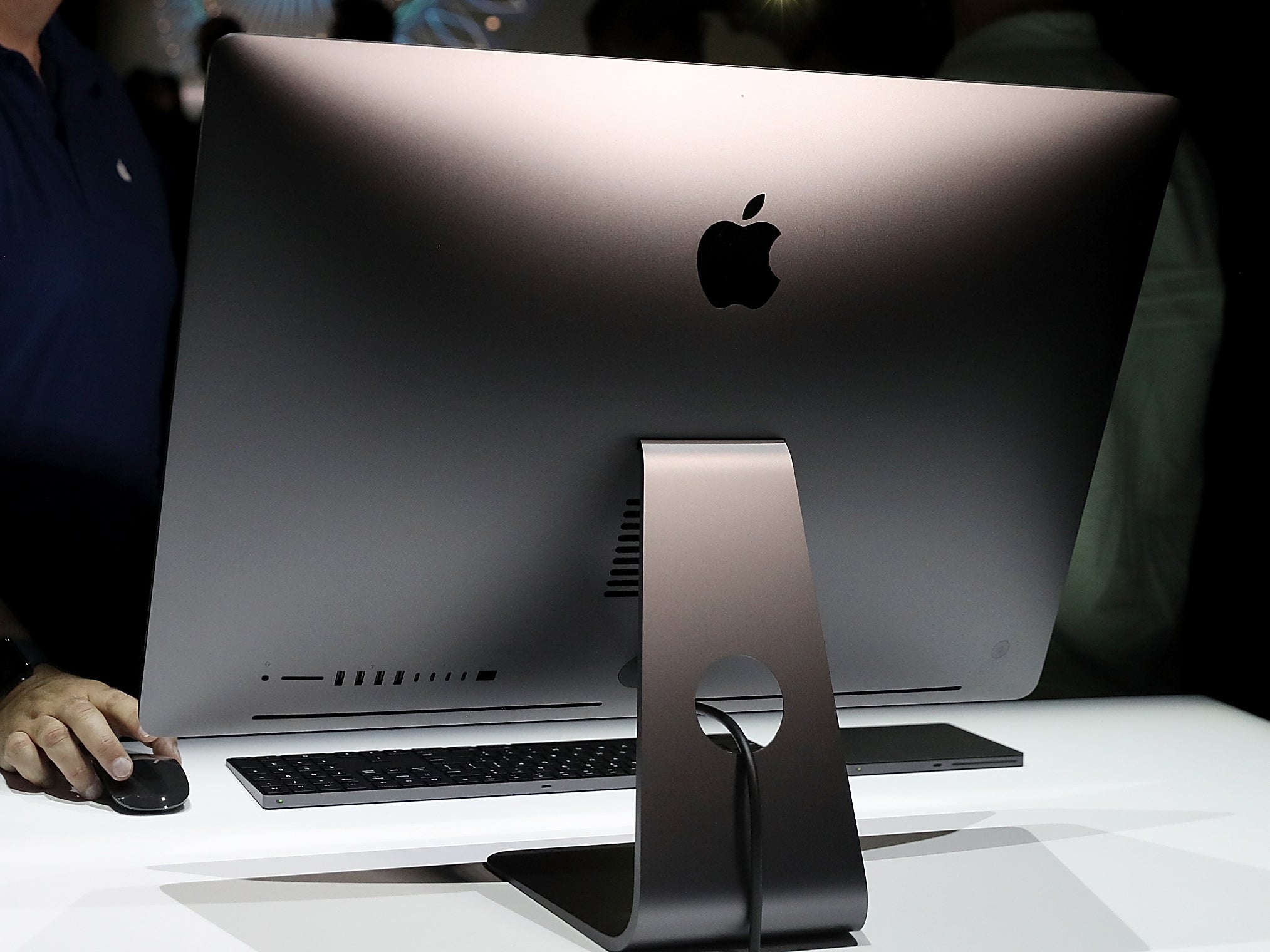 apple new mac release 2016