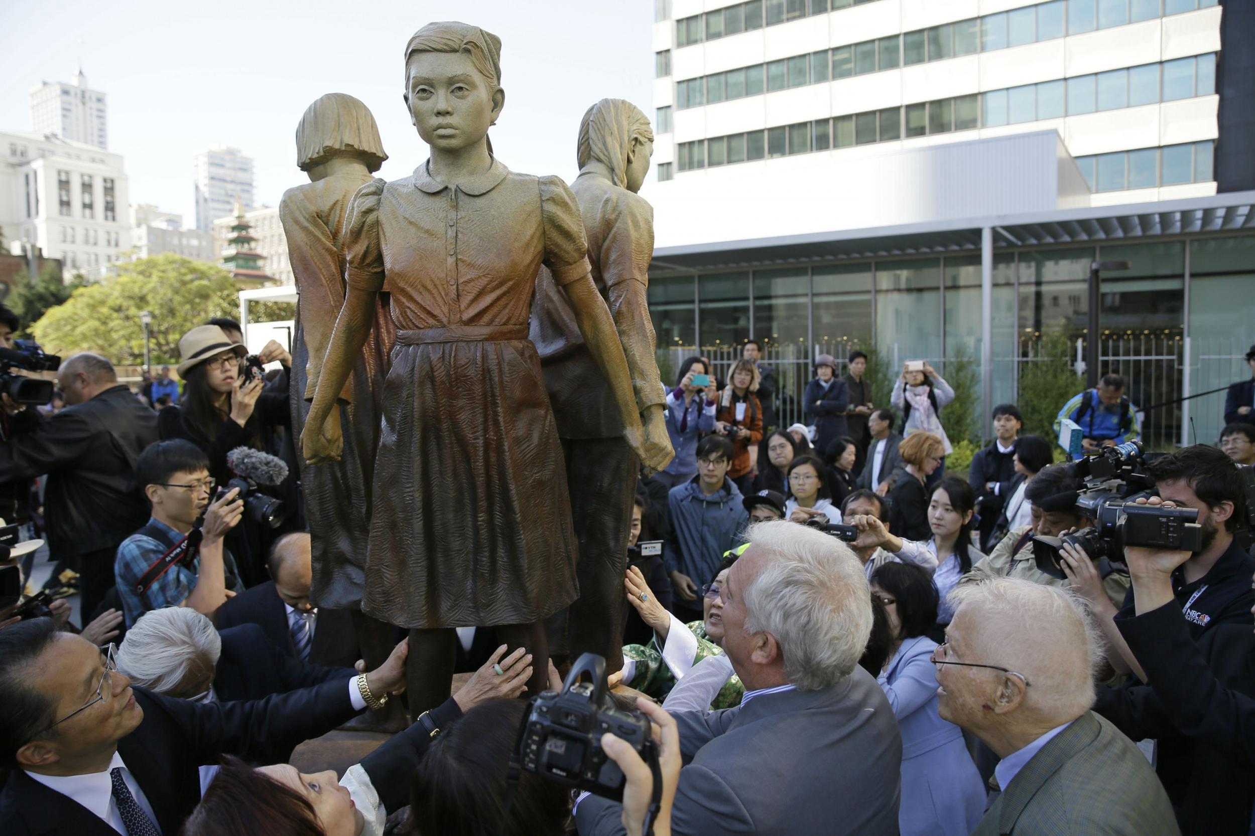 Comfort women: Osaka cuts ties with sister city San Francisco over statue  memorialising military sex slaves | The Independent | The Independent