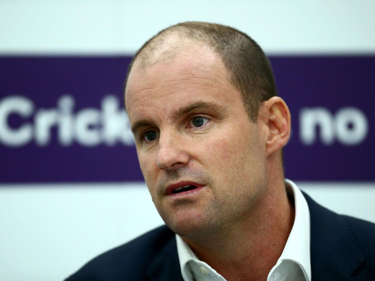 Andrew Strauss defends England players after latest ...