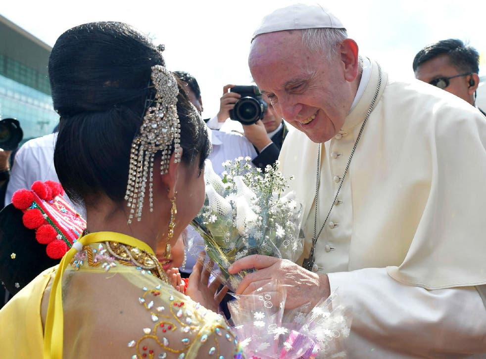 Pope Francis is welcomed to Burma