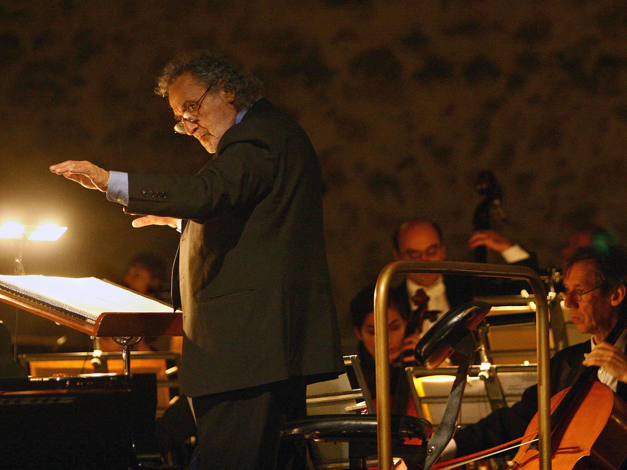 Bacalov, conducting at a Lisbon film music festival in 2006, continued composing into his eighties