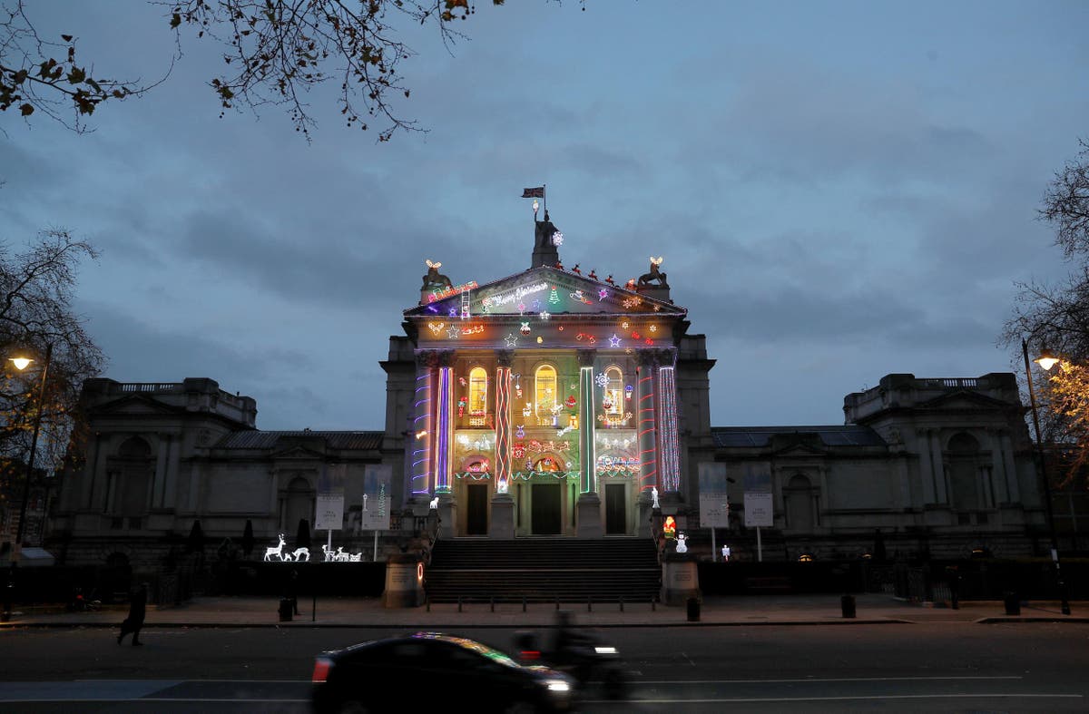 Tate Britain eschews fine art for Christmas facade, covering it in home