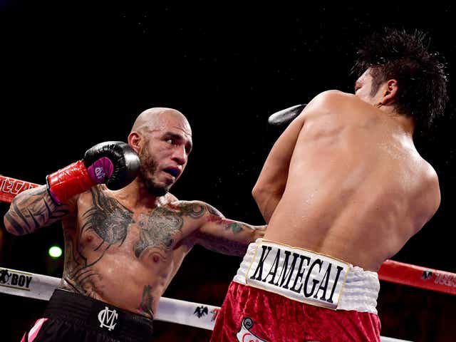 Cotto waves goodbye to the sport this evening