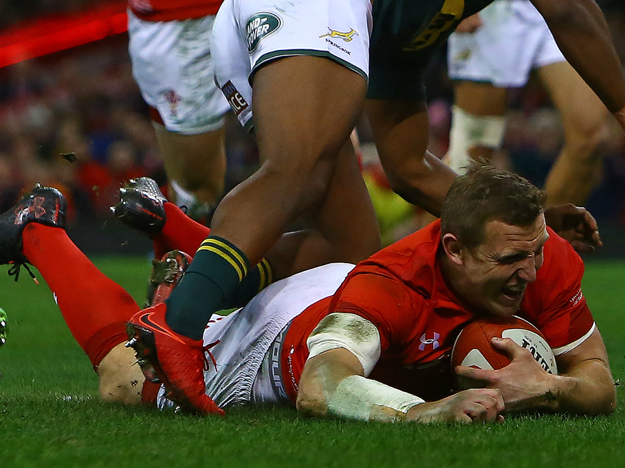 Hadleigh Parkes scores his first try on his Wales debut