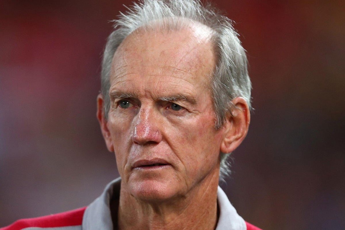 England players unite to try and persuade Wayne Bennett to stay on as ...