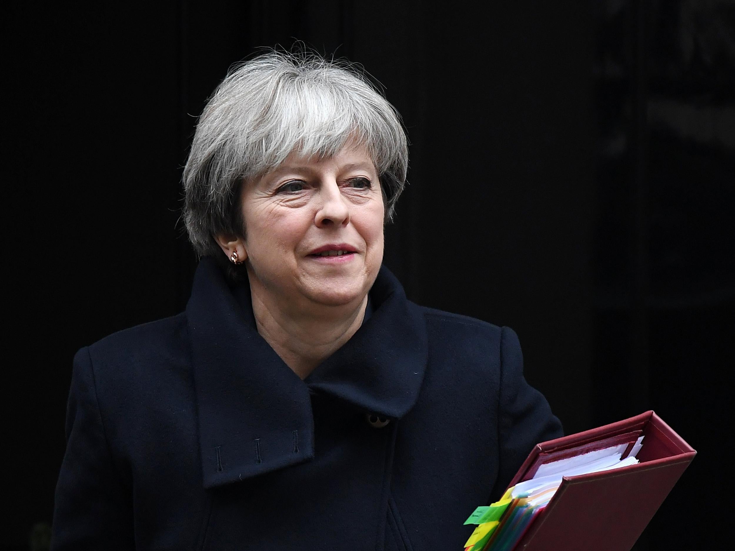 Theresa May told the Irish Government that new border proposals will be out forward today