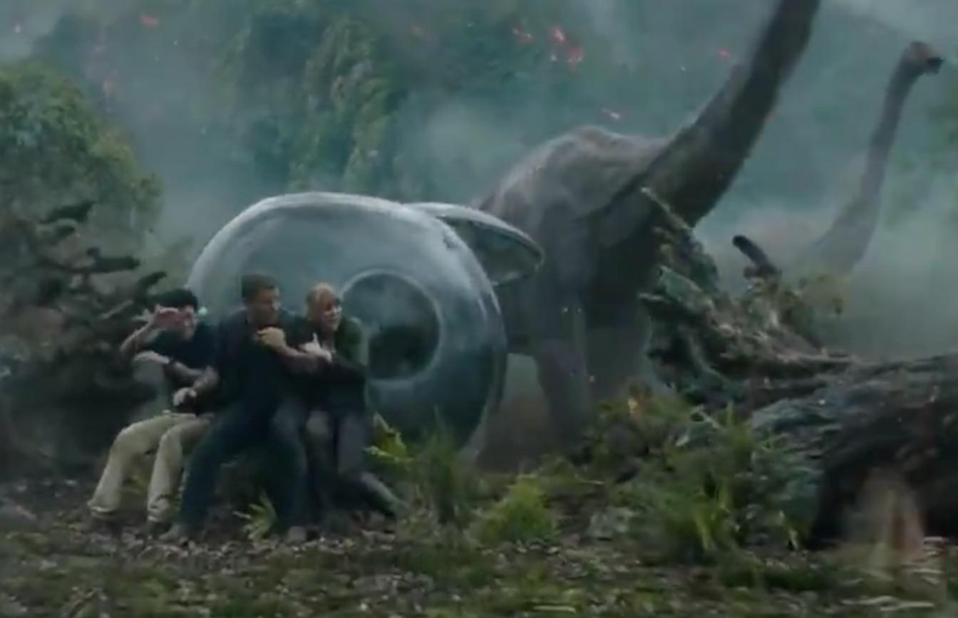 Jurassic World 2 Trailer First Full Look At Dinosaur Sequel Fallen