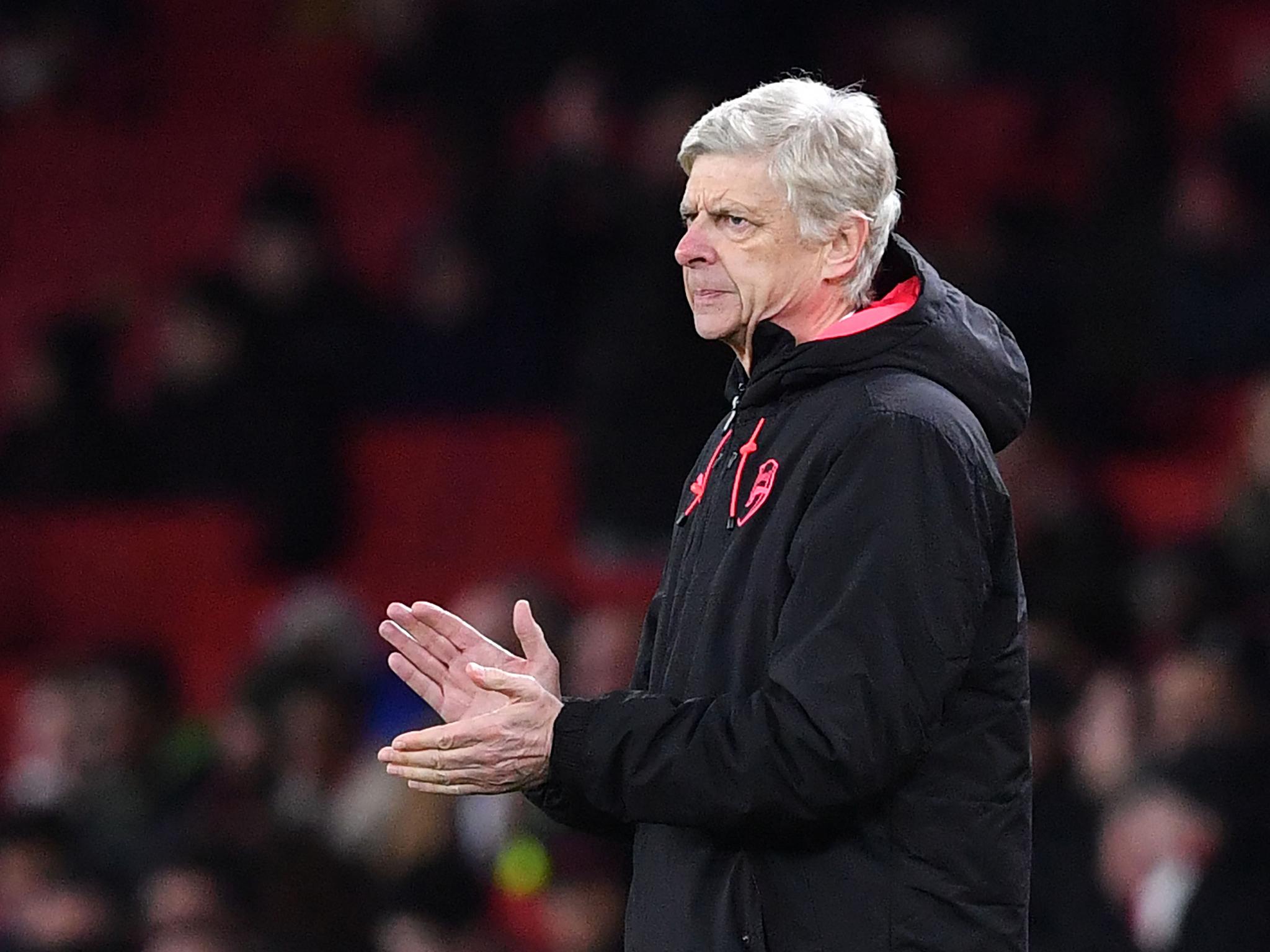 Arsene Wenger wants the Premier League to help team playing in Europe