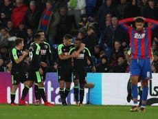 Defoe goal of season contender earns Palace point against Bournemouth