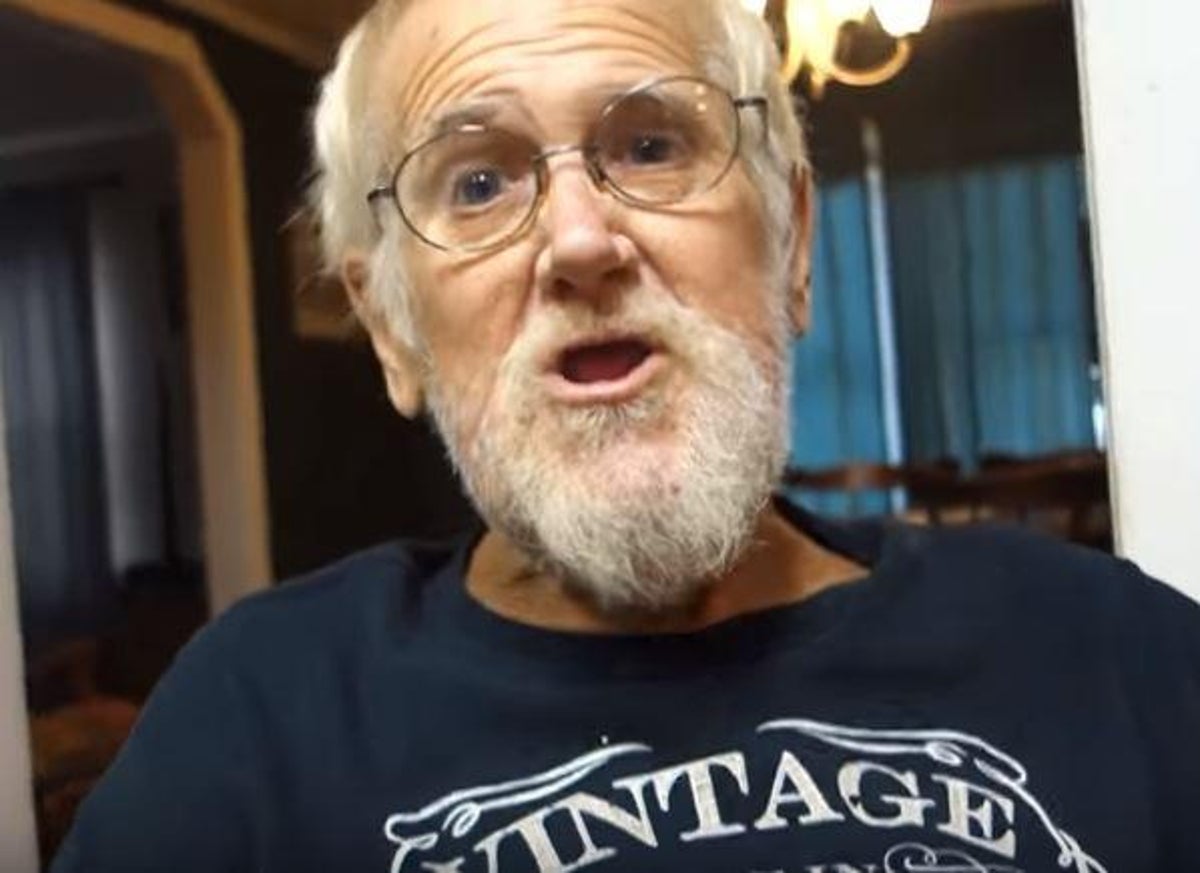 Download Charles Green Dead Youtube S Angry Grandpa Dies Aged 67 The Independent The Independent