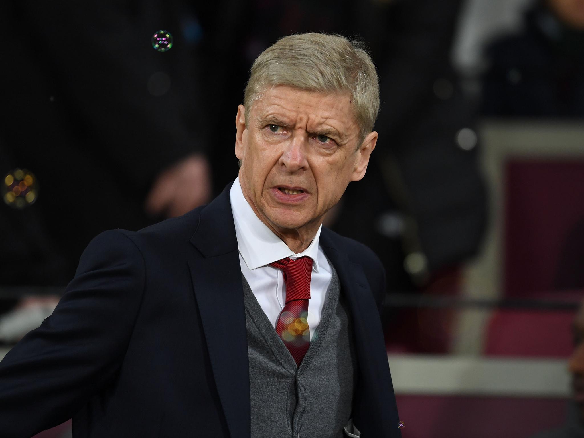 Arsene Wenger believes Manchester City have what it takes to go the entire season unbeaten