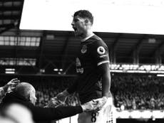 Barkley, destined to leave, appears left behind by Everton 'progress'