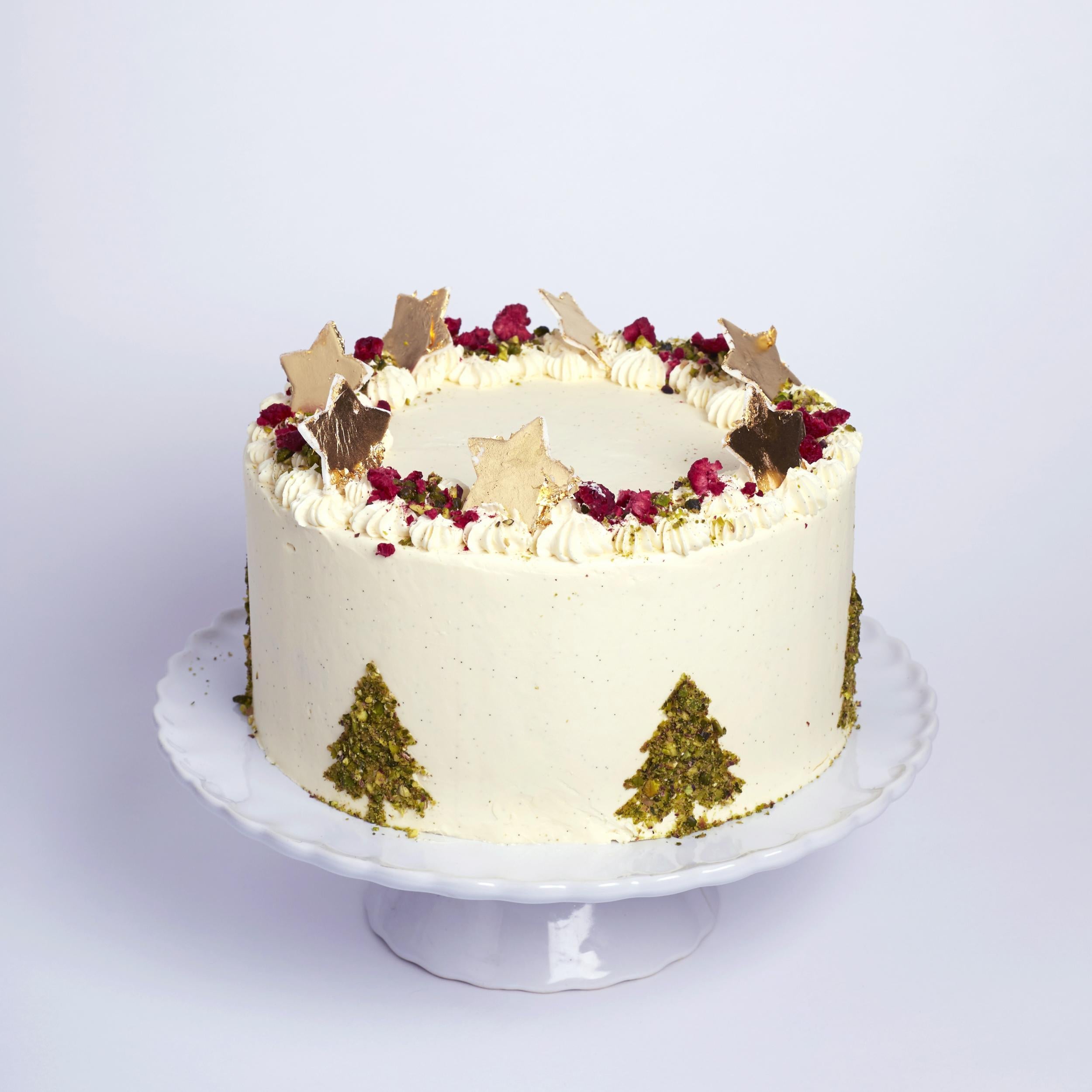 White Christmas Dream Cake (Cutter &amp; Squidge)