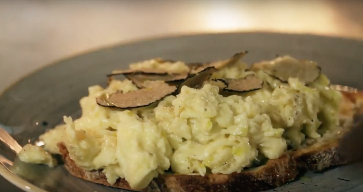 How To Make Truffle Scrambled Egg The Independent The Independent